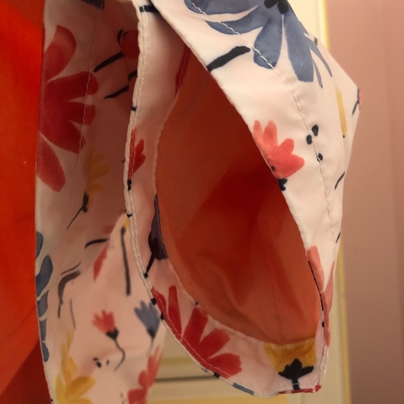 Spring rain poncho - Picture 4 of 4